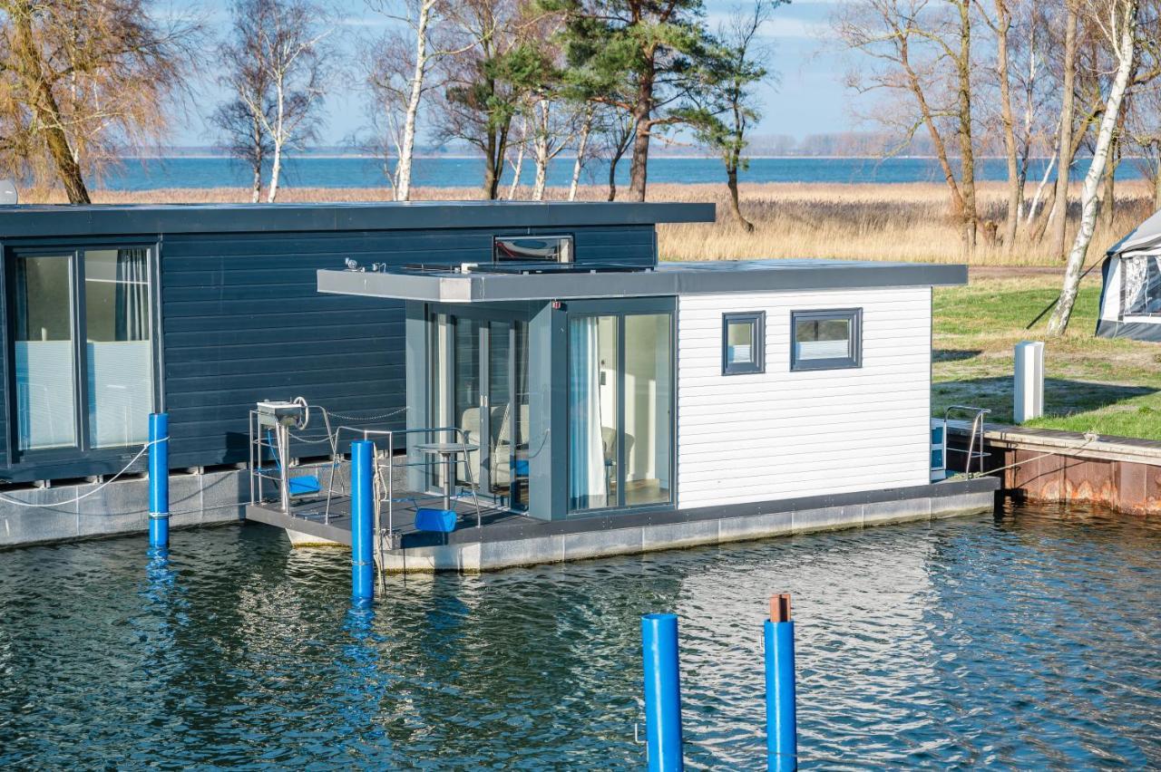 Hotel Marina Martinshafen Sassnitz Exterior foto